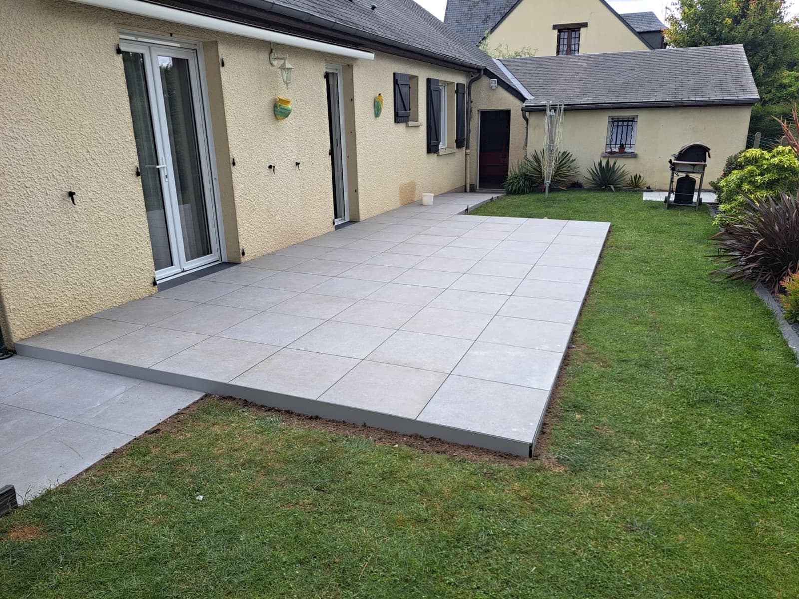 Terrasse en Grès Cérame sur Plots